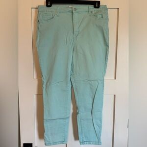 Women's Light Blue Jeans